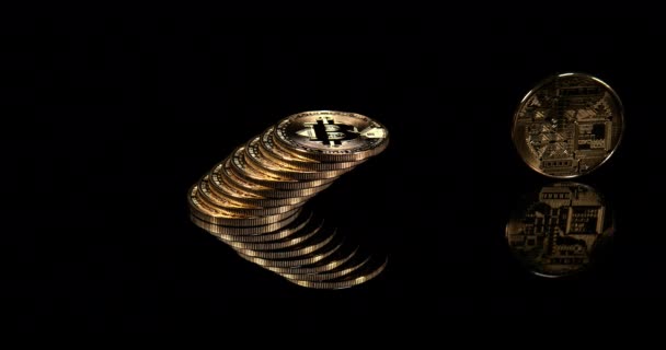 Bitcoins Black Background Slow Motion — 图库视频影像