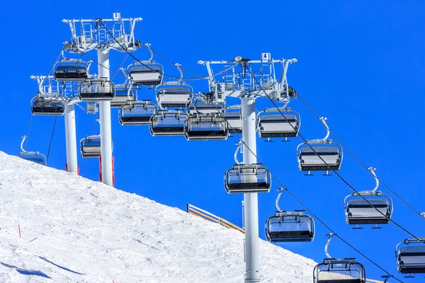 Alle Vacante Zijn Stoelen Van Kabelbaan Skilift Regel Gorki Gorod — Stockfoto