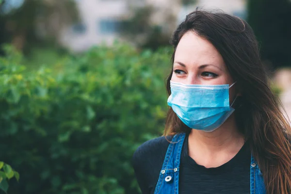Close Portrait Young Woman Protective Medical Mask Her Face Looking — Stock Photo, Image