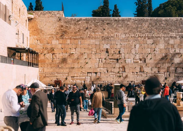 사람들 예루살렘 예루살렘의 기도에 예루살렘의 이스라엘의 바위의 예루살렘 기념행사 — 스톡 사진