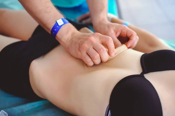 Massagem Terapêutica Abdômen Relaxamento Treinamento — Fotografia de Stock