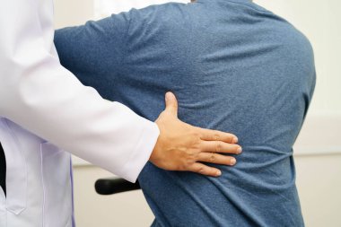 Fizik tedavi, Asyalı terapist tedavisi, hastanede ağrı terapisi..