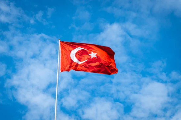 Турецький Прапор Національний Прапор Турецької Республіки Розмахує Вітром Небі — стокове фото