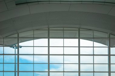 Giden yolcu terminalinde havaalanı penceresi - tasarım kullanımı için
