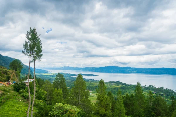 Toba Táj Tuktuk Észak Szumátra Indonézia Lake Toba Népszerű Turisztikai — Stock Fotó