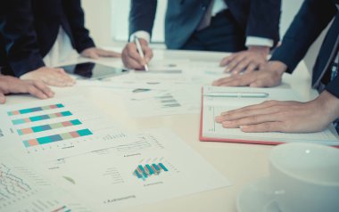 İş verileri grafik ve tablo Toplantı Raporu