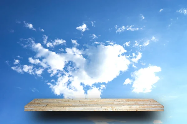Lege Rots Steen Plank Sky Achtergrond — Stockfoto