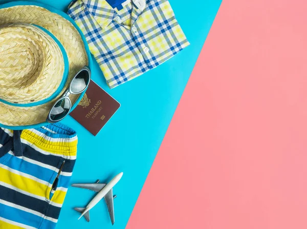 Beach Summer Vacation Resetillbehör Och Mode Sand Och Blå Rosa — Stockfoto