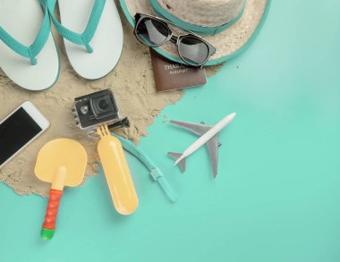 Erkek tatilüst görünümü Plaj moda yaz tatili accesso