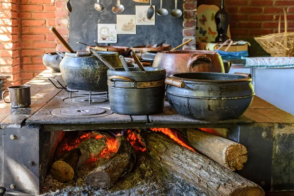 Cibo Tradizionale Brasiliano Preparazione Pentole Argilla Nella Vecchia Popolare Stufa — Foto Stock