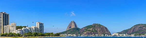 Plaj Binalar Sugar Loaf Hill Tekneler Dağlar Rio Janeiro Botafogo — Stok fotoğraf
