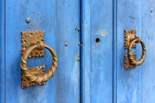 Oude Verouderde Blauw Historische Kerk Houten Deur Stad Van Sabara — Stockfoto