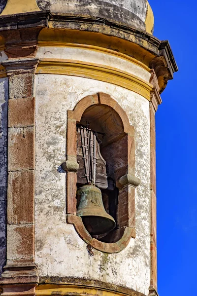 Старинная Католическая Колокольня Xviii Века Расположенная Центре Знаменитого Исторического Города — стоковое фото