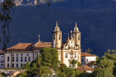 18. yüzyılın, ünlü ve tarihi şehir Ouro Preto'daki Minas Gerais'deki / daki Center'da bulunan eski Katolik Kilisesi