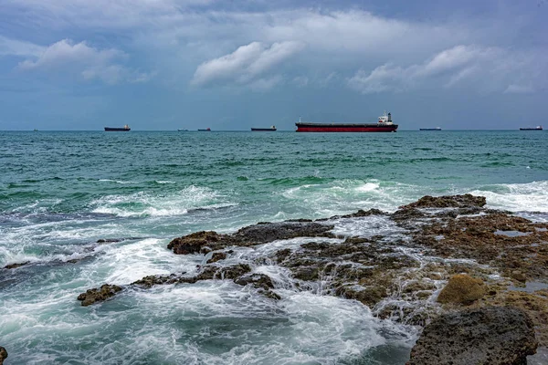Μερικά Πλοία Αγκυροβολημένα Κατά Διάρκεια Κακοκαιρίας Στο Todos Santos Bay — Φωτογραφία Αρχείου