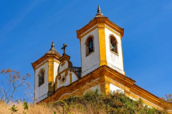 Vista Inferior Iglesia Antigua Histórica Arquitectura Colonial Del Siglo Xviii —  Fotos de Stock