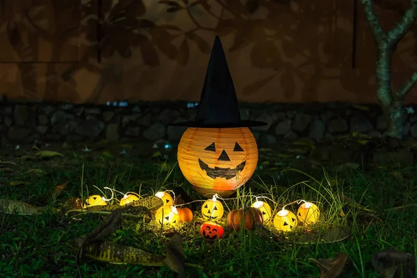 Happy Halloween Halloween Nacht Achtergrond Vervagen Met Pompoen Tekens Happy — Stockfoto