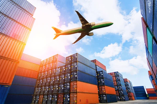 物流と輸送 物流輸入輸出 輸送業界の背景 — ストック写真