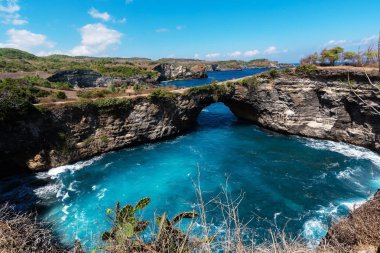 Nusa Penida Broken Beach Güzel tünel, Bali, Endonezya