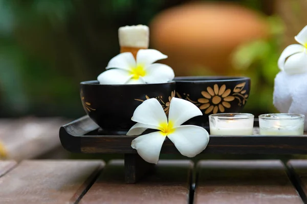 Spa Thai setting for aroma therapy and sugar and salt massage wi — Stock Photo, Image