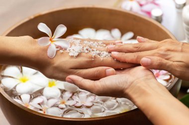 Spa tedavisi ve kadın ve el spa için ürün. Sağlıklı Gebe