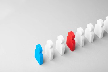 İş takım lideri kavramı hedef doğrultusunda hareket yönü gösterir