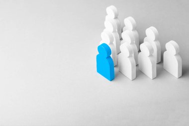 İş takım lideri kavramı hedef doğrultusunda hareket yönü gösterir