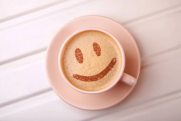 Чашка кофе с улыбкой на лице. Я люблю кофе-брейк — стоковое фото