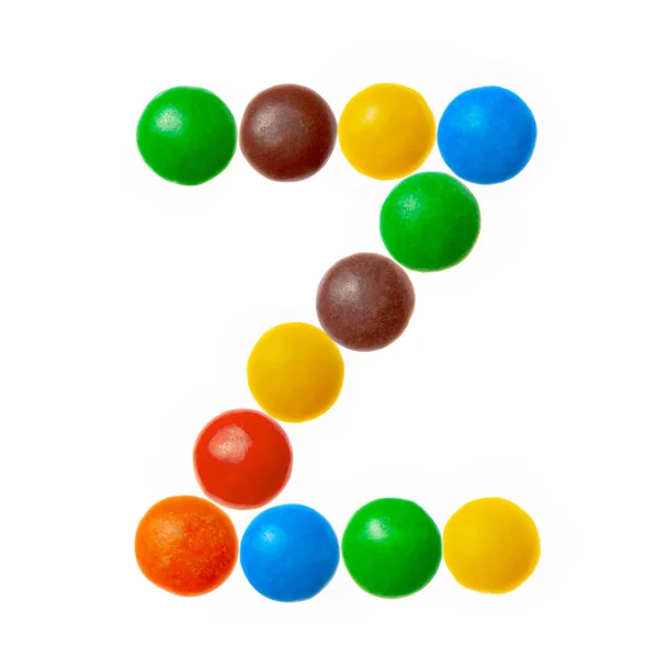 Mektubu Z tatlı renkli şekerler, üzerinde beyaz izole alfabesi — Stok fotoğraf