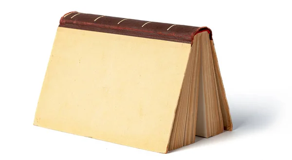 Altes Buch isoliert auf weißem Hintergrund. — Stockfoto