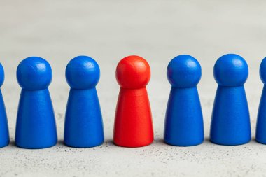 En iyi çalışan liderini seçin ve arayın. Personel alımı, İnsan Kaynakları. İyi işçi kalabalıkta göze çarpar..