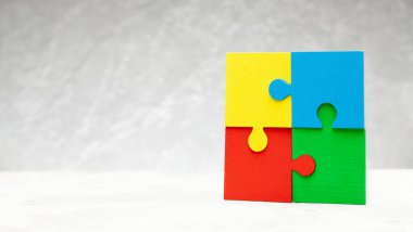 Bulmacanın renkli kısmı. Takım desteği ve ortak yardımı kavramı