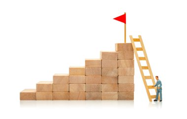 Hedefe ulaşmak için zor ve kolay bir yol. Hedefe ulaşmak için bir çözüm seçme kavramı. Tanıdıklar aracılığıyla kariyer gelişimi