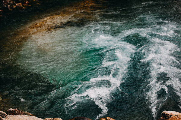 extraction natural water, karst spring, natural source of drinking water