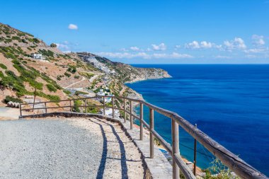 güzel yaz peyzaj Yalı adasında Crete, Yunanistan