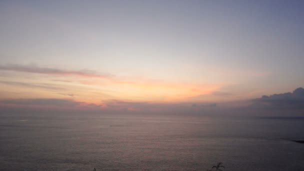 Slow motion meteorologist observing morning clouds at seaside. — Stock Video