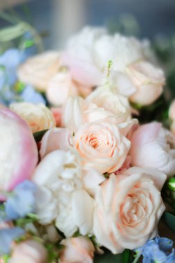 Tatlı güzel pembe gül buket.