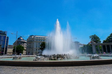 bir fener sonraki kızla.