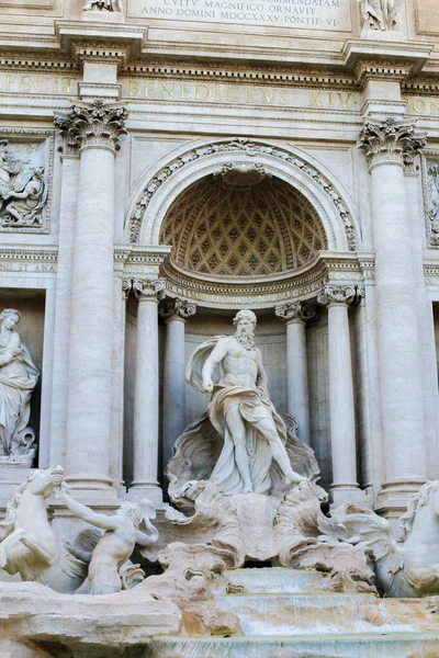 Trevi fountain sculpture in Rome, Italy. — Stock Photo, Image