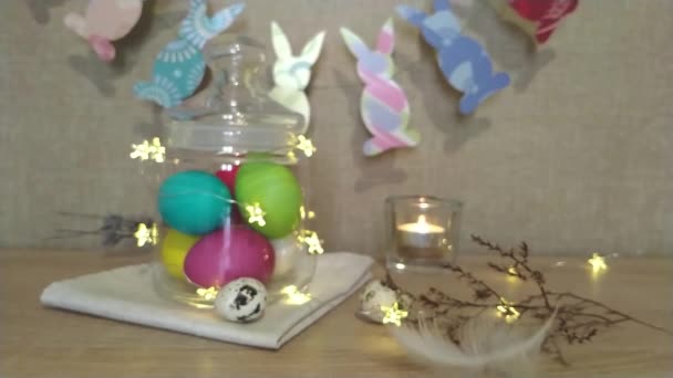 Easter decoration blurred falling feather — Stock Video
