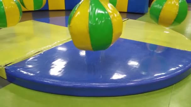 Carousel rotates in the childrens amusement center — Stock Video