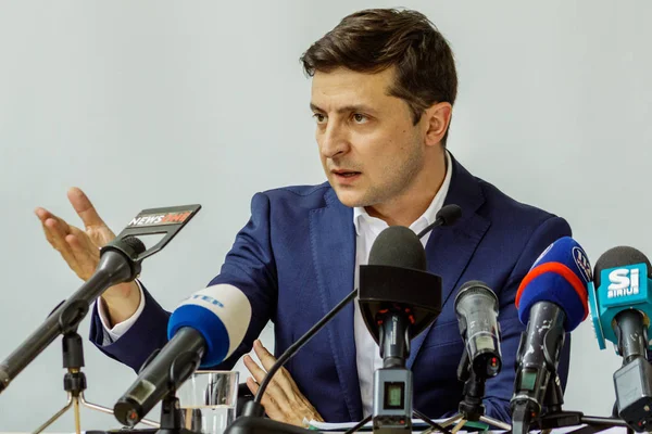 Presidente de Ucrania Volodymyr Zelenskyy visitó Uzhgorod —  Fotos de Stock