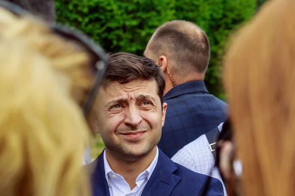 Ukrayna Başkanı Volodymyr Zelenskyy Uzhgorod ziyaret etti — Stok fotoğraf