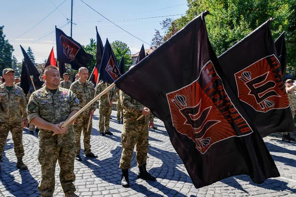 Oezjgorod Oekraïne Augustus 2020 Veteranen Van Het Oekraïense Leger Houden — Stockfoto