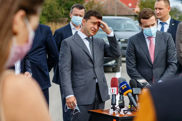 Strabichovo Ukraine Septembre 2020 Président Ukrainien Volodymyr Zelensky Répond Aux — Photo