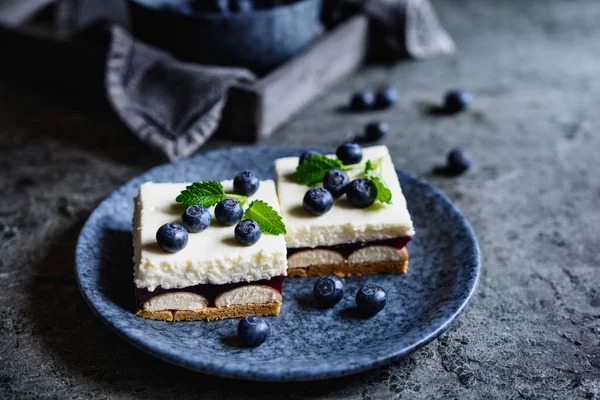 Delicious Cake Layer Sponge Biscuits Blueberry Jelly Whipped Cream — Stock Photo, Image