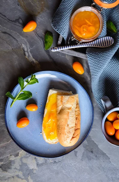 Exotiska kumquat marmelad med mandariner — Stockfoto