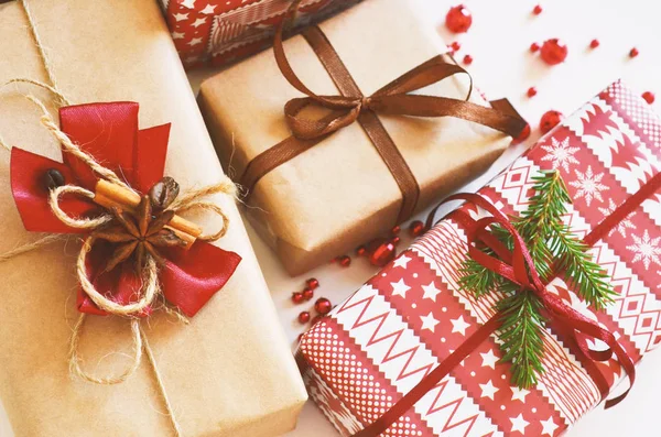 圣诞节背景与礼物盒为节日 — 图库照片