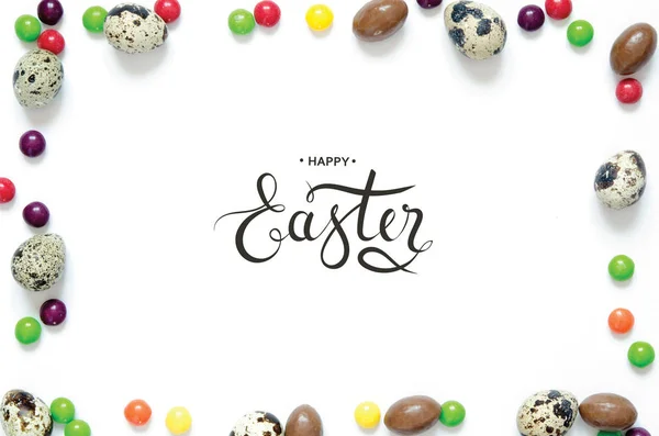 Aufschrift Frohe Ostern Ostereier Bunte Süßigkeiten Flache Lage Draufsicht — Stockfoto