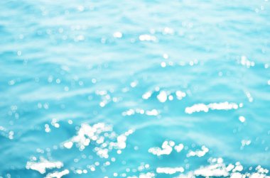 Arka plan için bulanık mavi deniz suyu, doğa arka plan konsepti. - Resim 